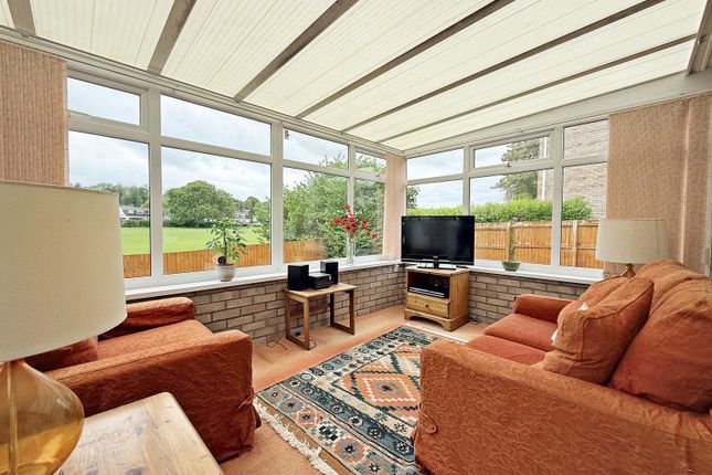 34, The Verlands, Cowbridge photo 4