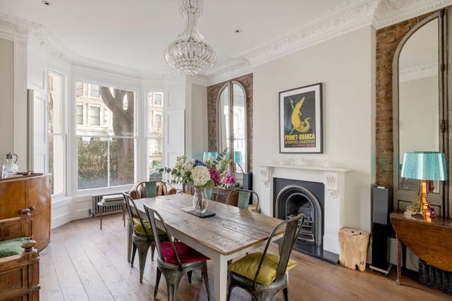 32,Upper Maisonette, Leamington Road Villas, London photo 3