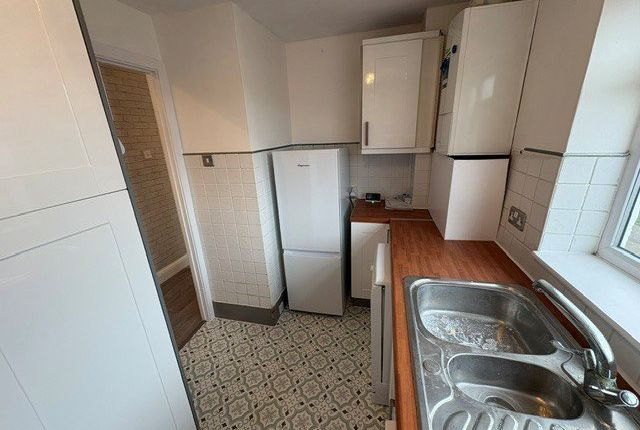 3 Lexington Court, Mimms Hall Road, Potters Bar photo 5