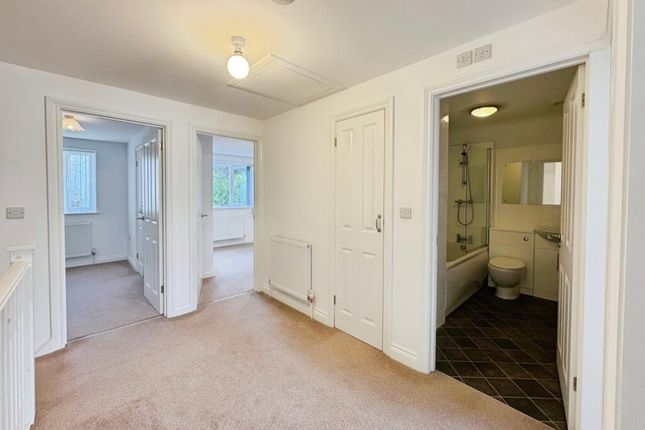7, Trevaskis Meadow, Hayle photo 4