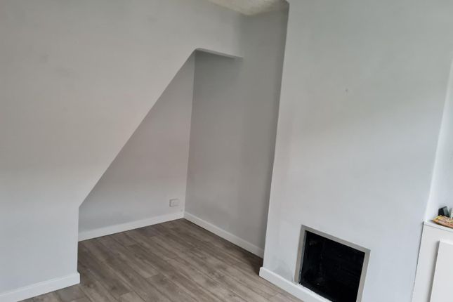 39, Irlam Street, Wigston photo 3