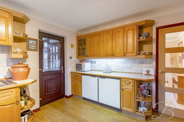 Church Gardens Mansfield Woodhouse Mansfield Ng19 4 Bedroom Detached House For Sale 49836079 Primelocation Church Gardens Mansfield Woodhouse Mansfield Ng19 4 Bedroom Detached House For Sale 49836079 Primelocation