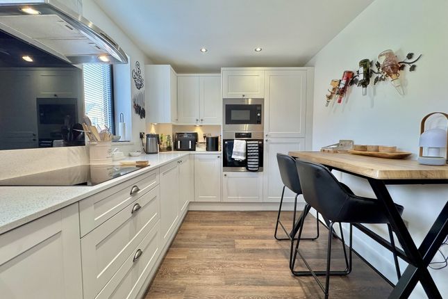 41, Yr Hafan, Swansea photo 4