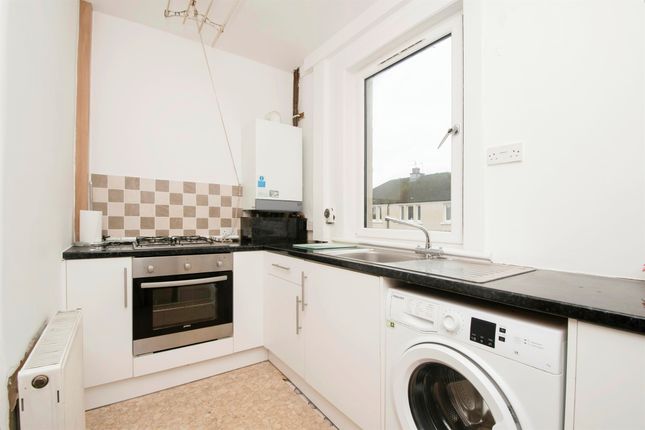 Flat for sale in Crags Avenue, Paisley