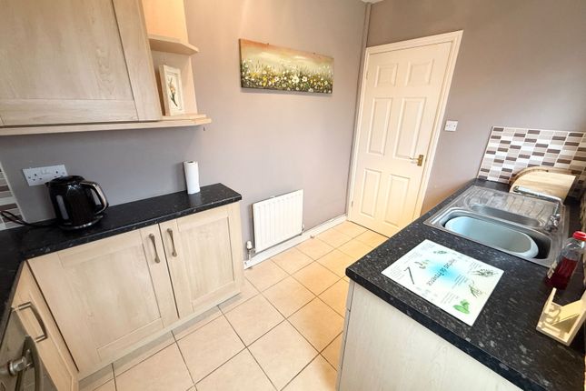 58, Meadow Park Road, Stourbridge photo 5