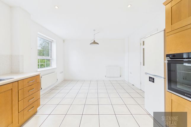 44 Gillquart Way, Coventry photo 4