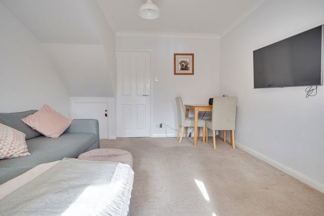 2, Spring Mews, Sawbridgeworth photo 5
