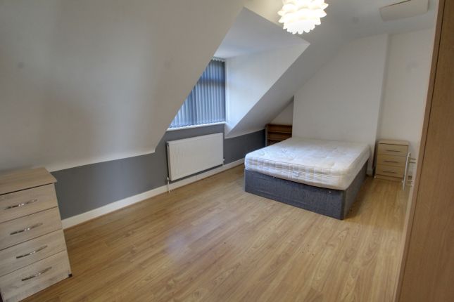End terrace house to rent in Westcotes Drive, Leicester