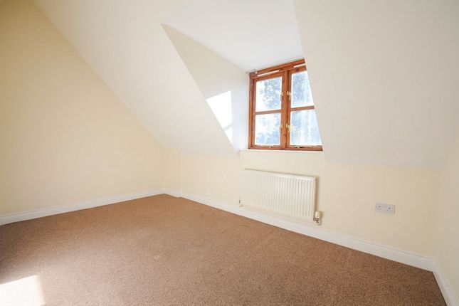 4 High Street Mews, Wellingborough photo 4
