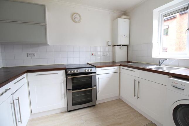 11 Padbury House, 77 Bromham Road, Bedford photo 4