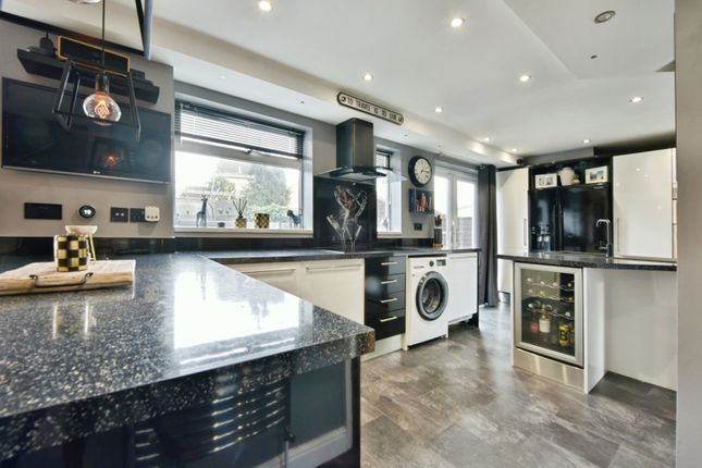 9, Ringwood Road, Sheffield photo 3