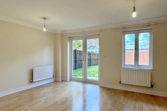 38 Ffordd Watkins, Swansea photo 5