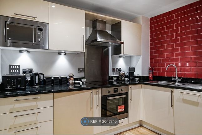 Flat to rent in Colbalt Point, London