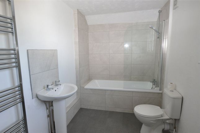 23, Fords Row, Cornwall photo 2