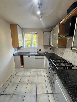 Chambers Walk, Stanmore photo 2