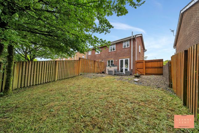 19 Blaen Ifor, Caerphilly photo 4