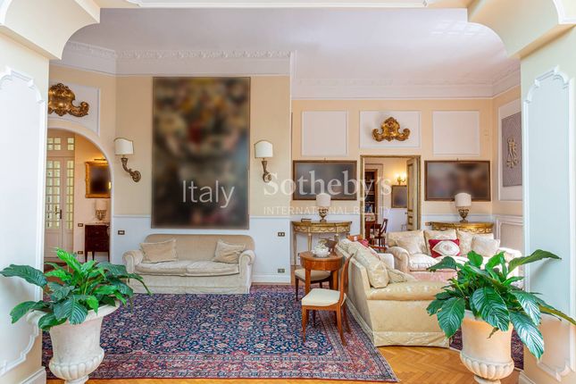 Villa for sale in Via Torquato Tasso, Napoli, Campania