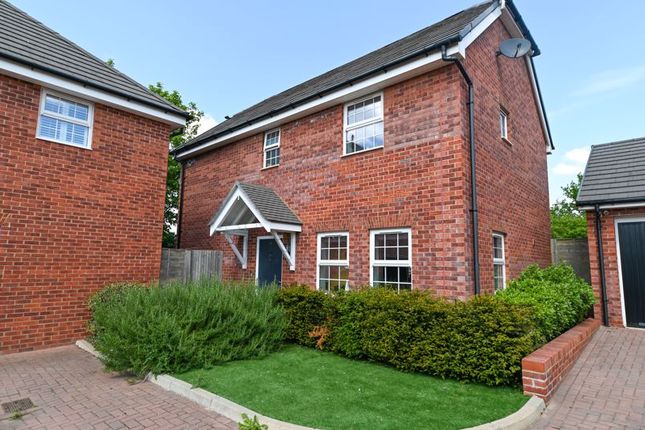 3-bed house on 4 Eastleigh Mews, Bartons Road, Havant, £425,000