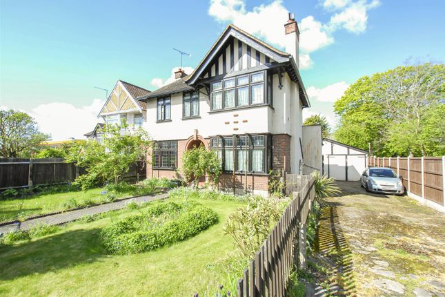 Thumbnail Detached house for sale in Twickenham Road, Isleworth