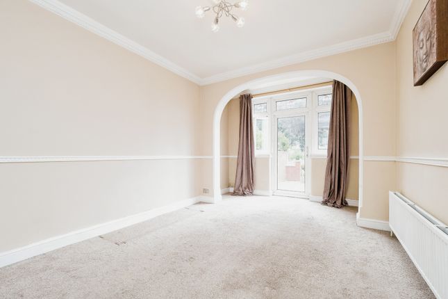 116, Lynn Road, Lynn Road photo 2