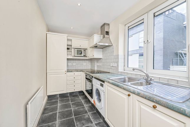 Flat 16, Chamberlain House, 126, Westminster Bridge Road, London photo 4