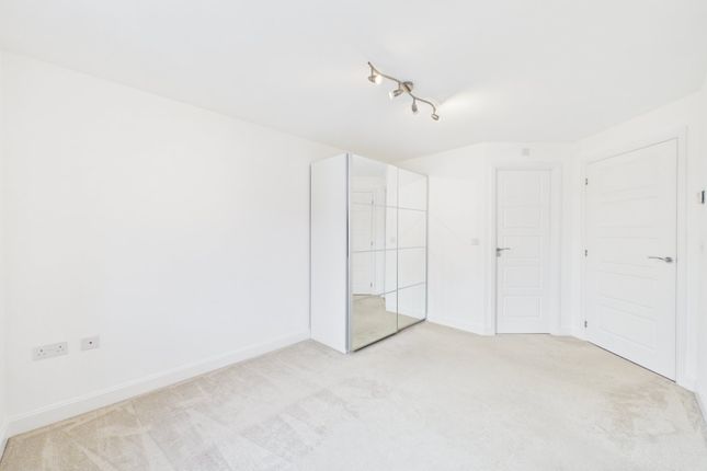 118, William Heelas Way, Wokingham photo 4