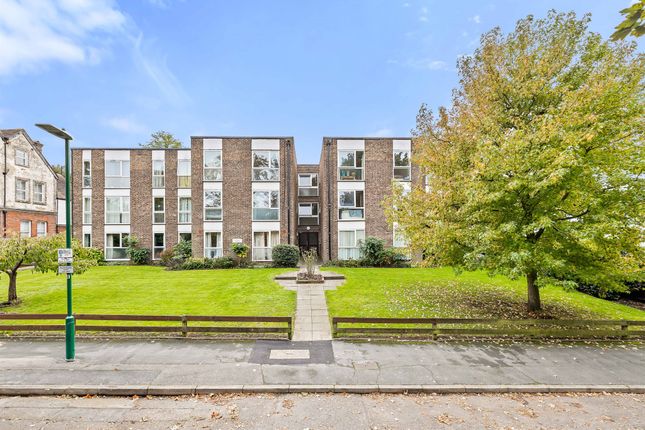 Flat for sale in Eaton Road, Sutton