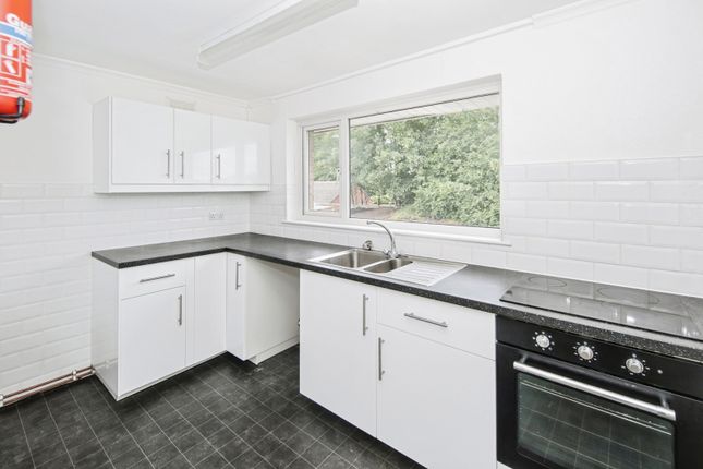 22, Vesey Close, Birmingham photo 2