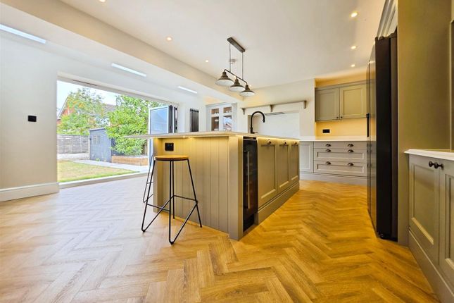 9, Belgrave Avenue, Alsager photo 4