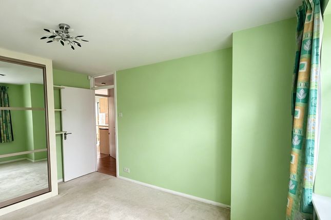 46, Nalders Road, CHESHAM photo 5
