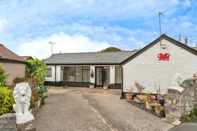 3-bed bungalow on Mount View,, Bryn Y Felin, Rhyl, £300,000