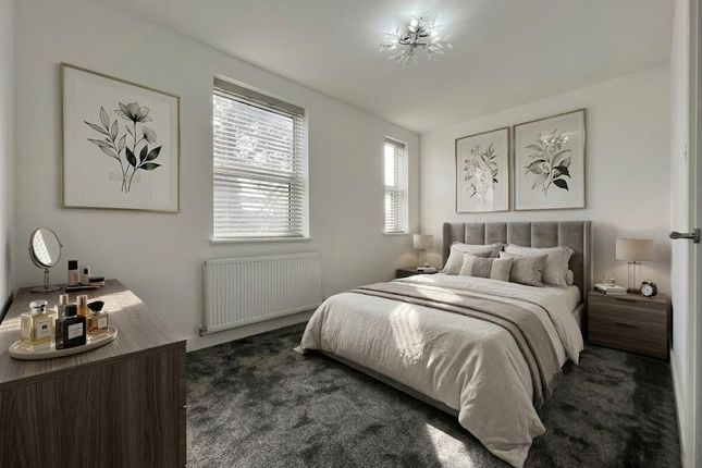 Strattondale Street, London photo 3
