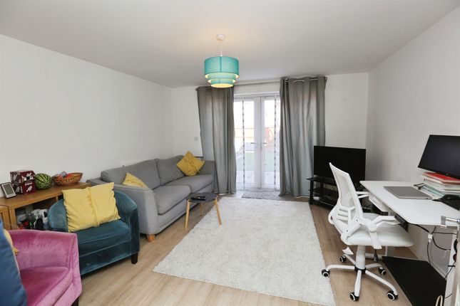 12, Ashton Gardens, Eastleigh photo 2