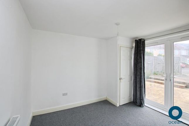Flat A 598A, Filton Avenue, Bristol photo 4