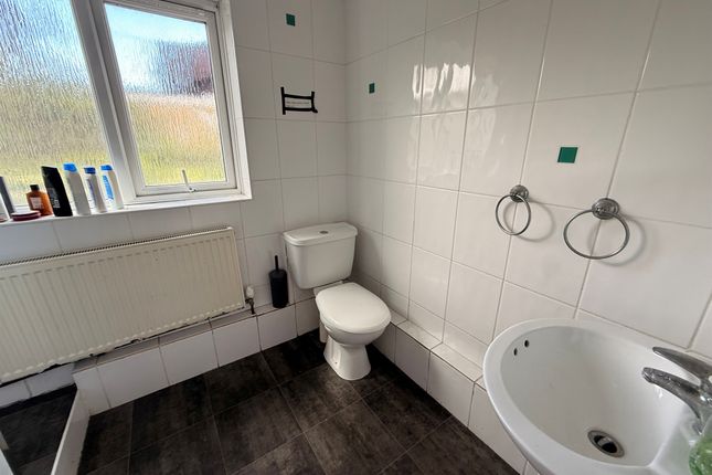 25, The Crescent, Eastleigh photo 5