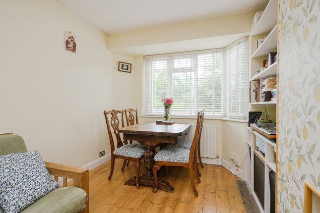 Flat 7, Spring House, 205, Kingston Road, London photo 4
