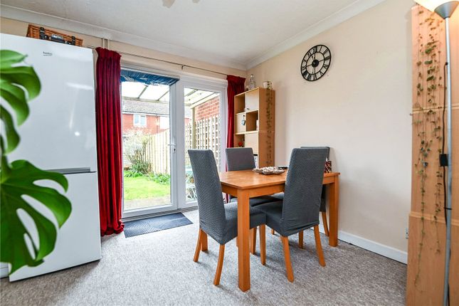 29, Larch Close, Lymington photo 4