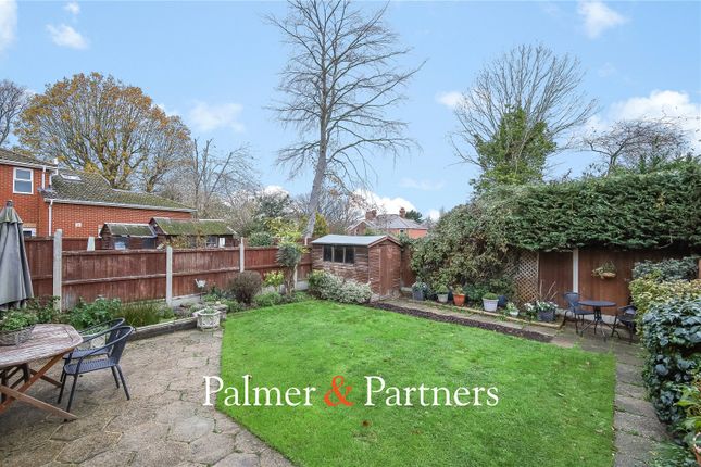 30, Canford Close, Essex photo 4