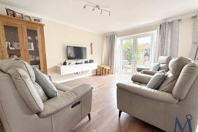162, Greenhill Road, Coalville photo 4