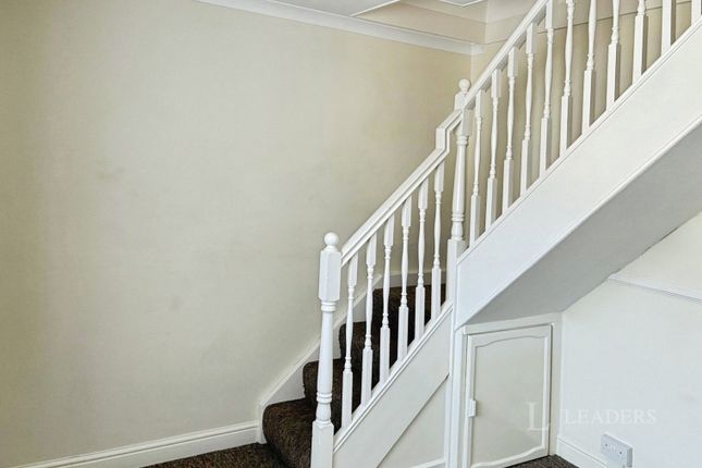 Room 4, 6, Northbrook Close, Portsmouth photo 2