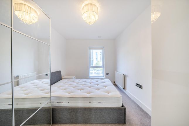 Flat 15, Bluebell Court, Tranquil Lane, Harrow photo 4