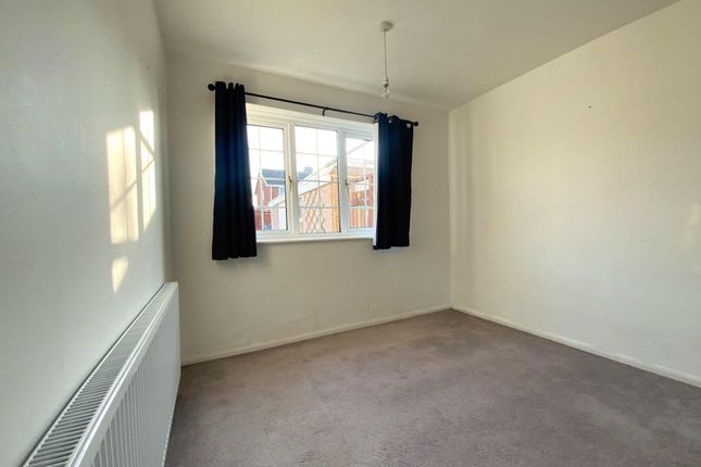 31, Dunmore Close, Lincoln photo 4