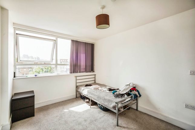 Flat for sale in Lower Stone Street, Maidstone