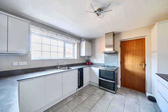 67, Downlands Way, Winchester photo 4