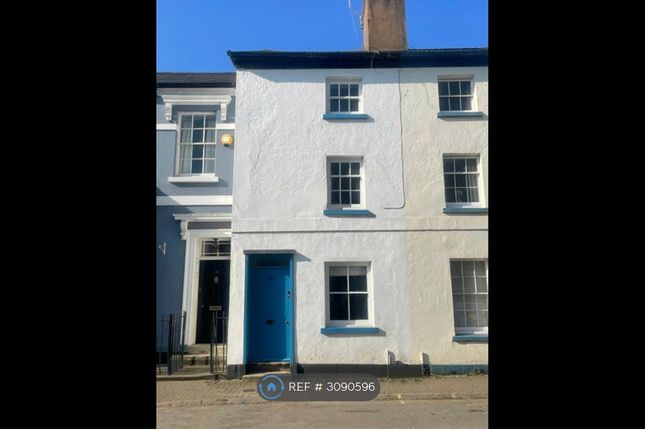 2 Bedroom Terraced
