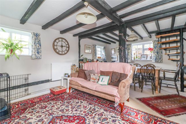 Riverside Cottage,, Church Street, Andover photo 4