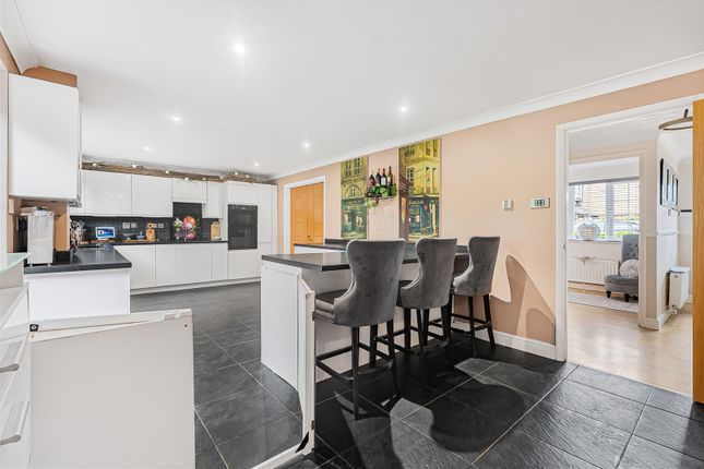 15, Bridle Way, Great Amwell photo 4