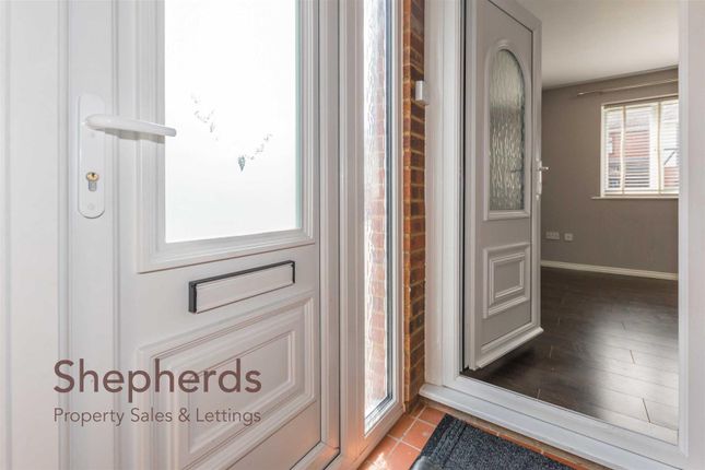 22, Gilliflower House, Hoddesdon photo 2