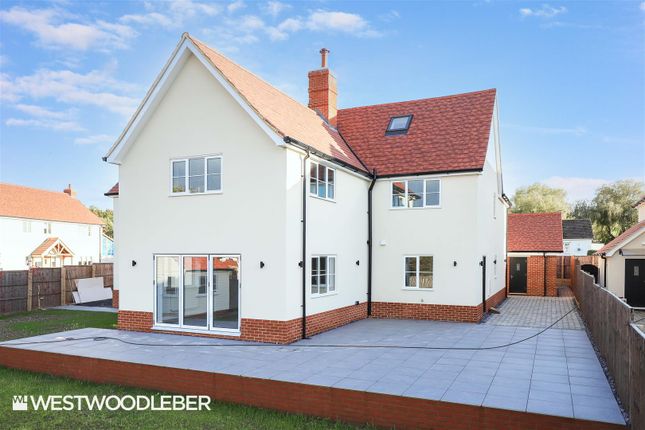 Detached house for sale in Common View, Bumbles Green, Nazeing, Waltham Abbey
