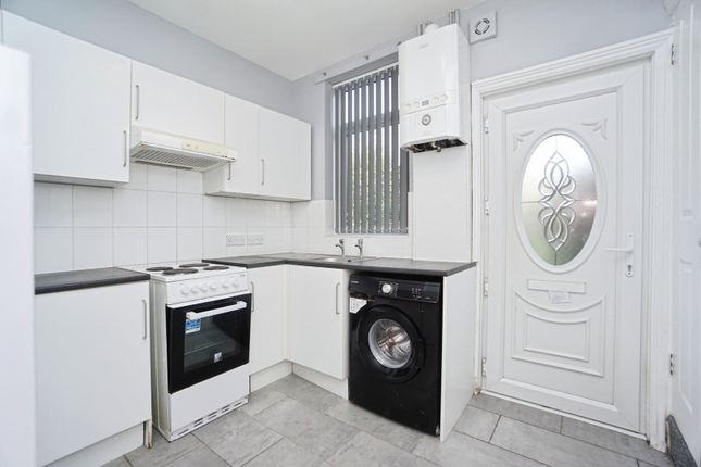 98, Taplin Road, Sheffield photo 5